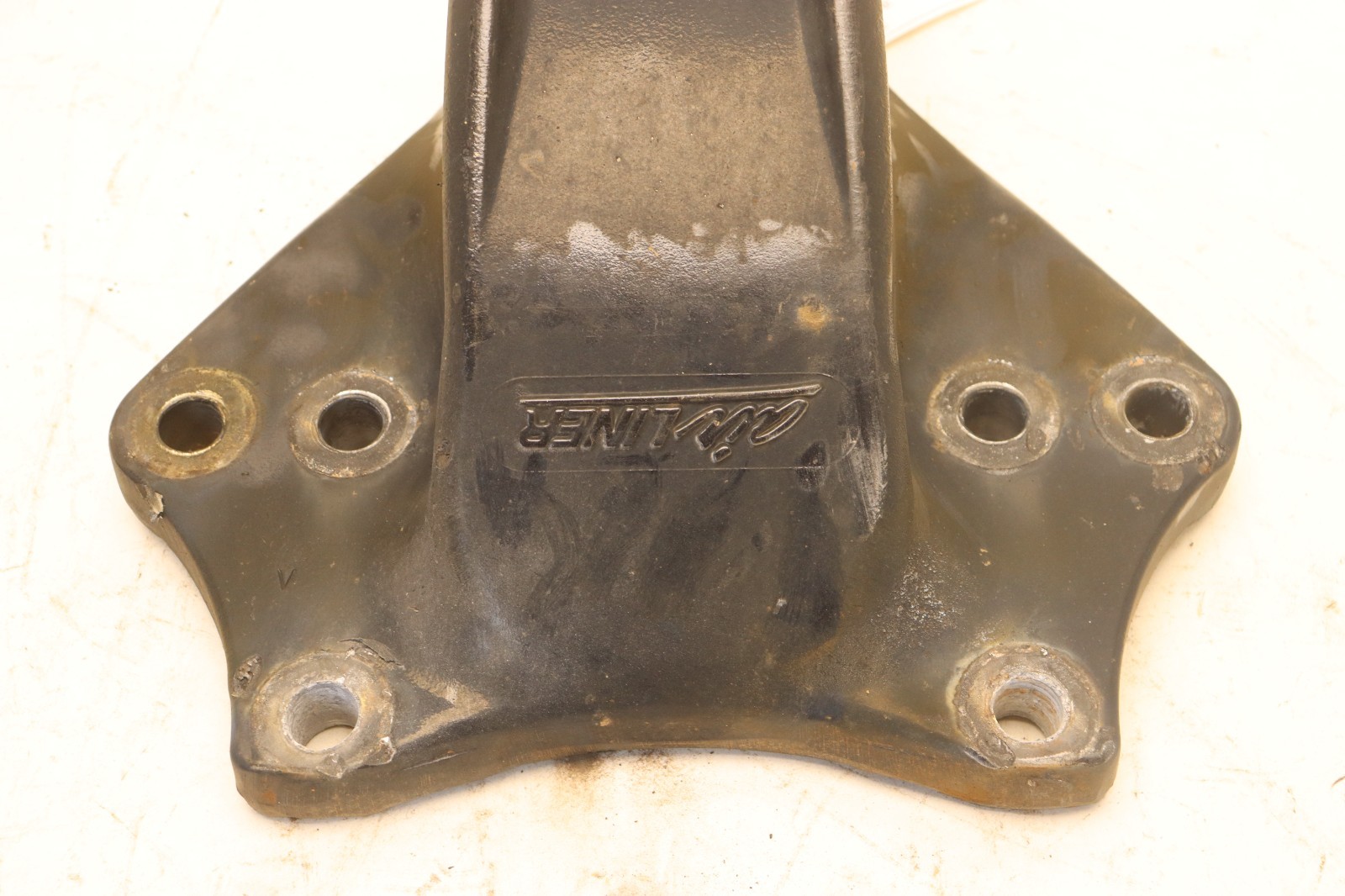 2008-2017 FREIGHTLINER CASCADIA 125 AIR LINER SPRING HANGER SUPPORT BRACKET OEM
