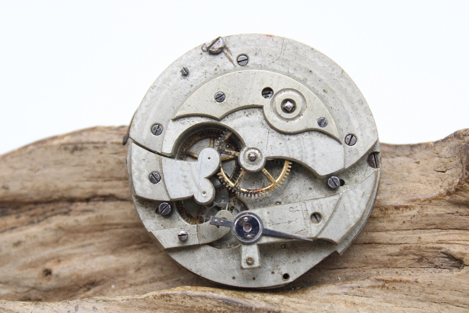 SWISS ANTIQUE POCKET WATCH MOVEMENT 541305 44.5 FOR SPARES OR REPAIR (FF)