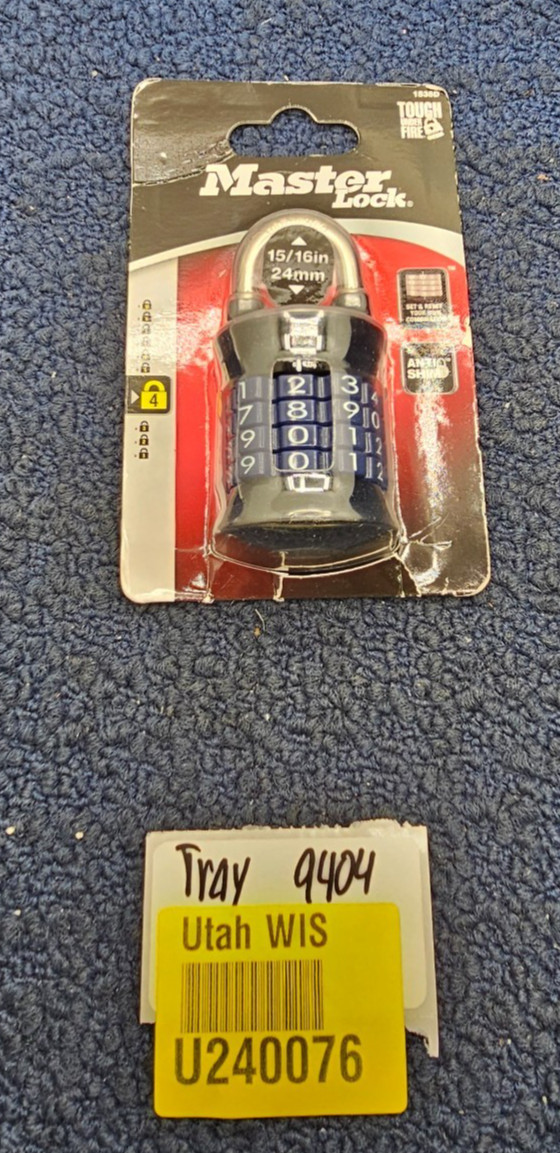 Master Lock 1535D: 1-1/2in (38mm) Customizable Combination Padlock