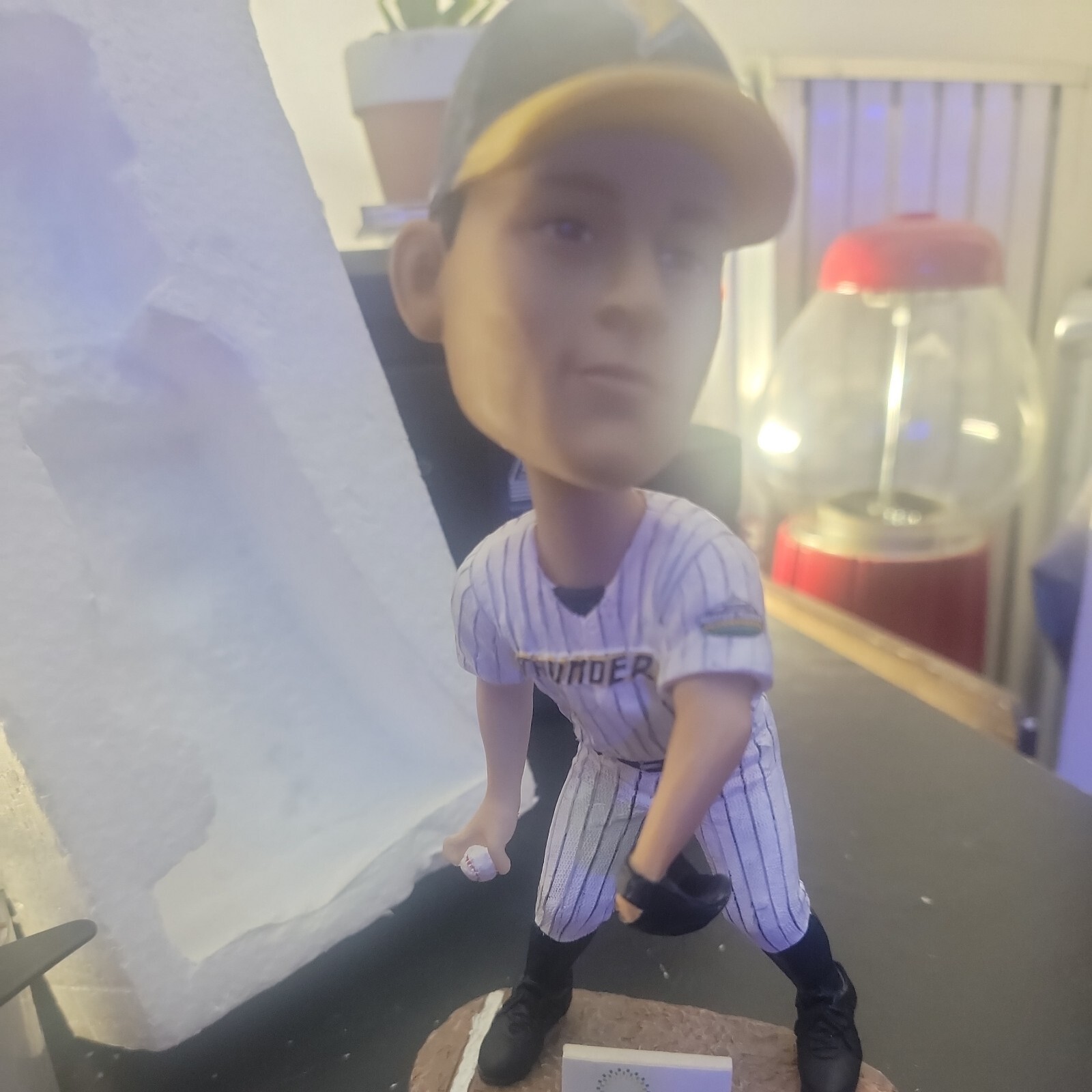 RARE "DAVID ROBERTSON" Trenton Thunder, BOBBLE HEAD # 38,