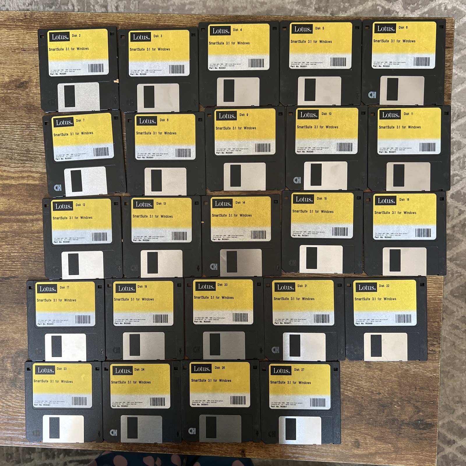 Lotus SmartSuite Smart Suite 3.0 for Windows 1994 Vtg 24 Disks Set Untested