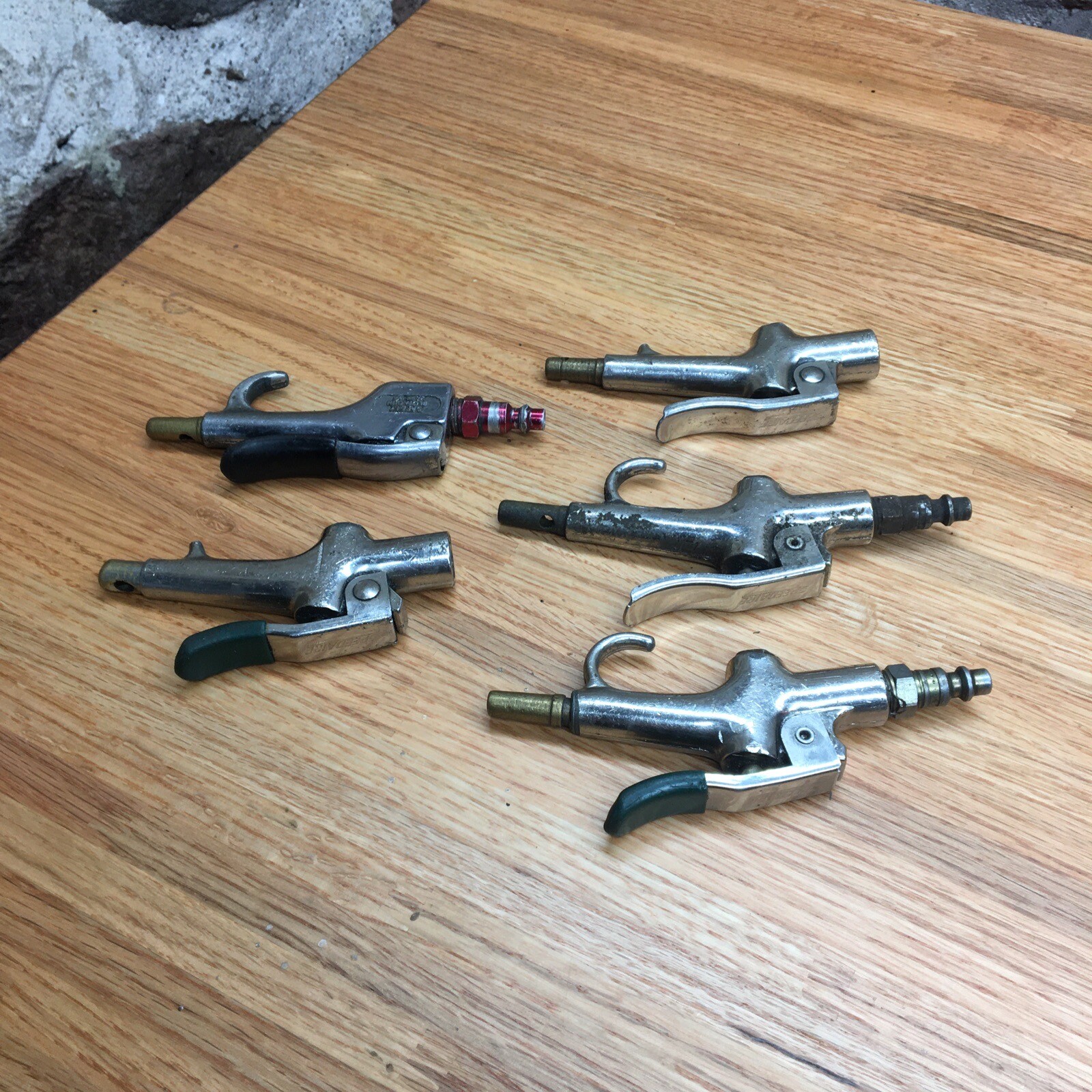 5 Pcs. Used Safety Air Blow Gun Speedaire Breco 5X786B Lot and Coilhose