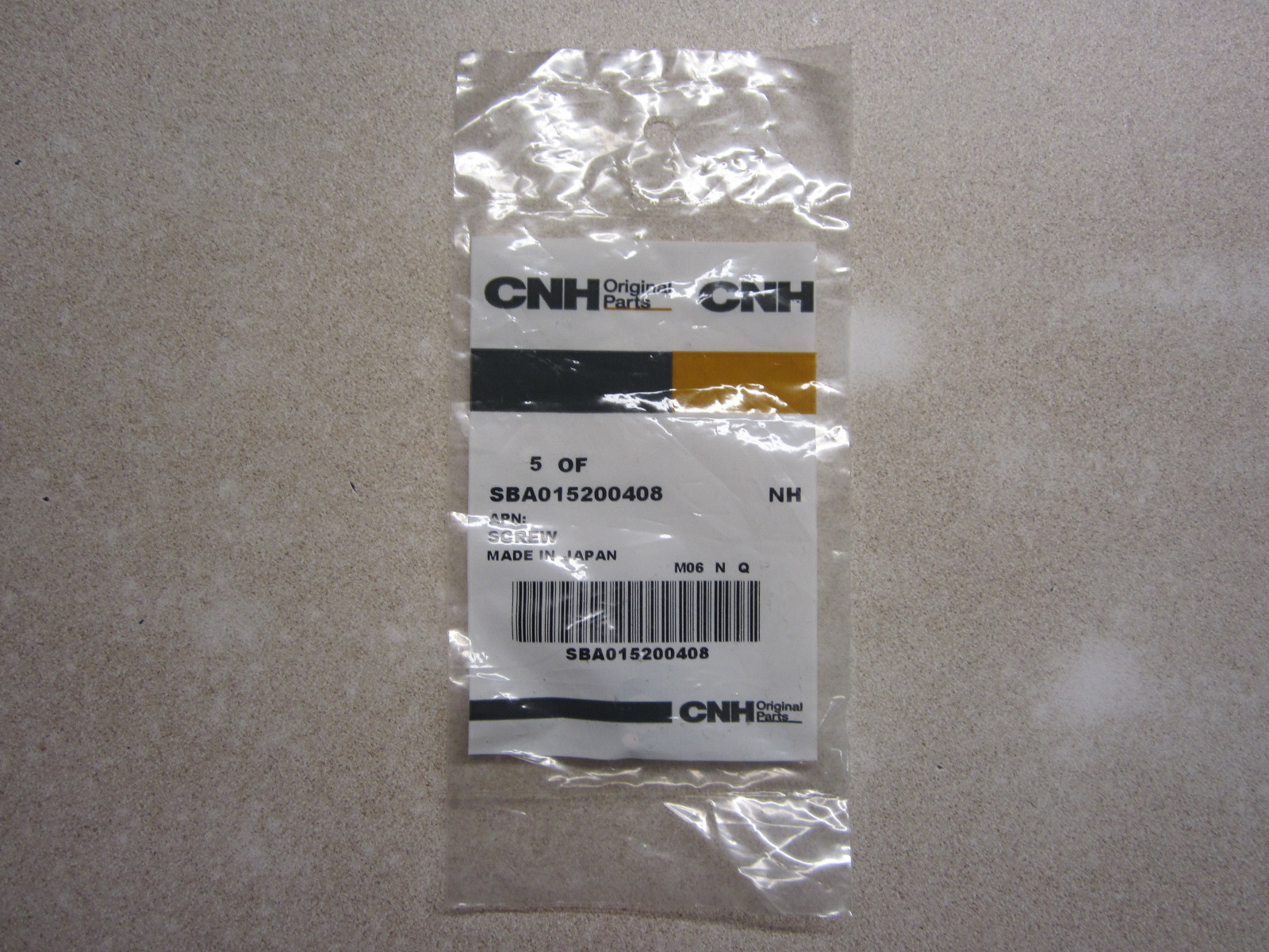CNH-New Holland SBA015200408 (5) Screws 9844207
