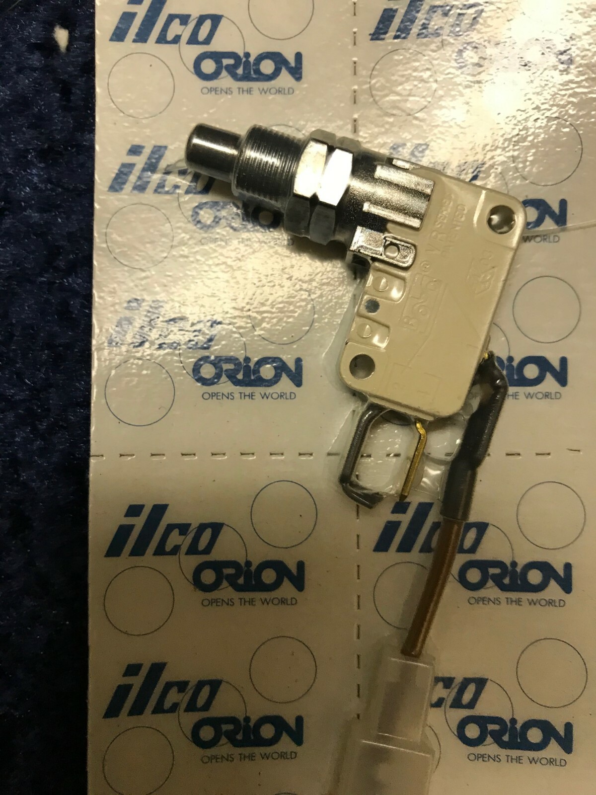KD50-21 Momentary Switch kd50 Kaba Ilco D925932ZR BD0063XXXX
