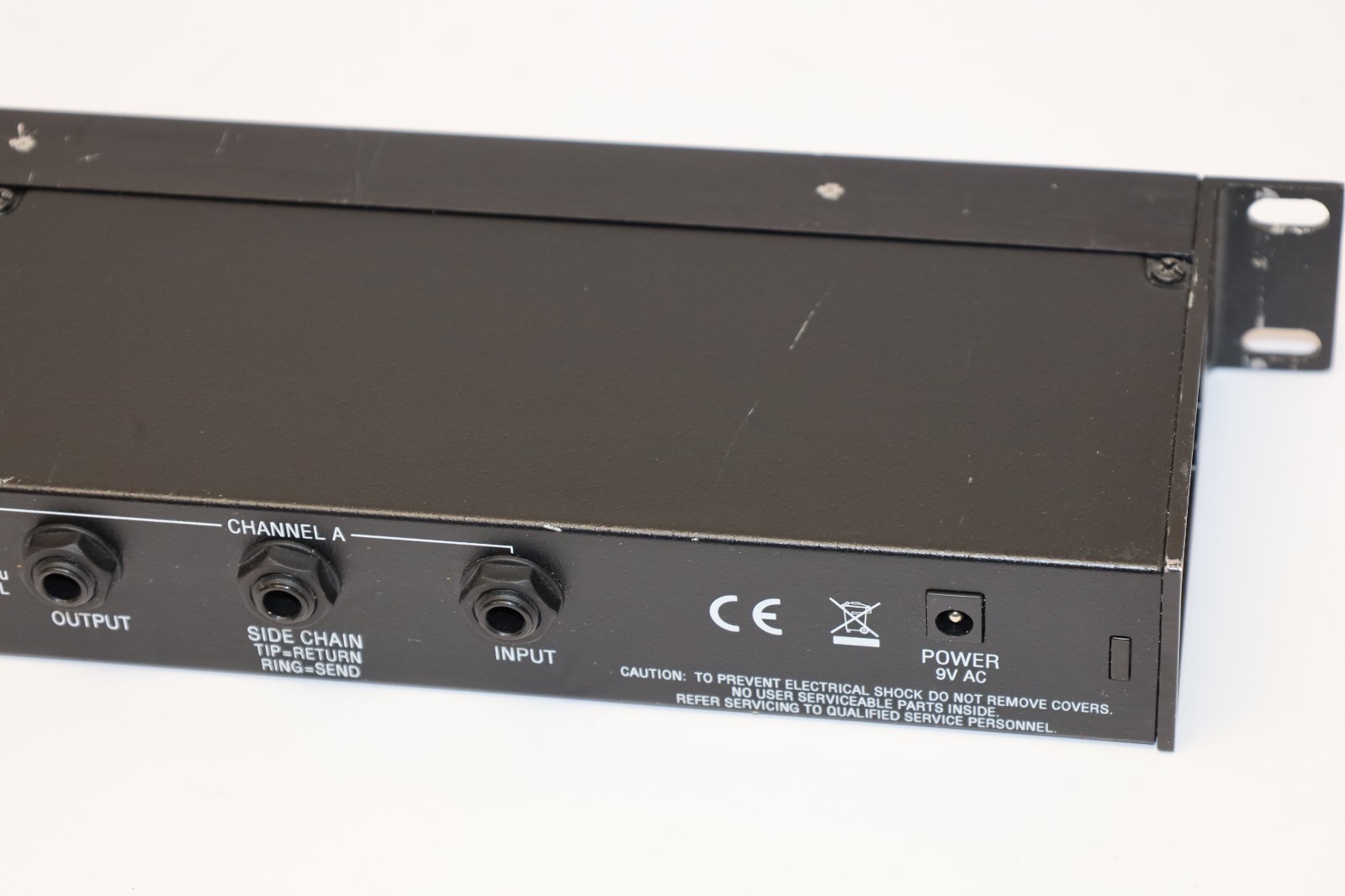 ALESIS 3630 RMS/Peak Dual Channel Compressor/Limiter w/ Gate Rack Mount .
