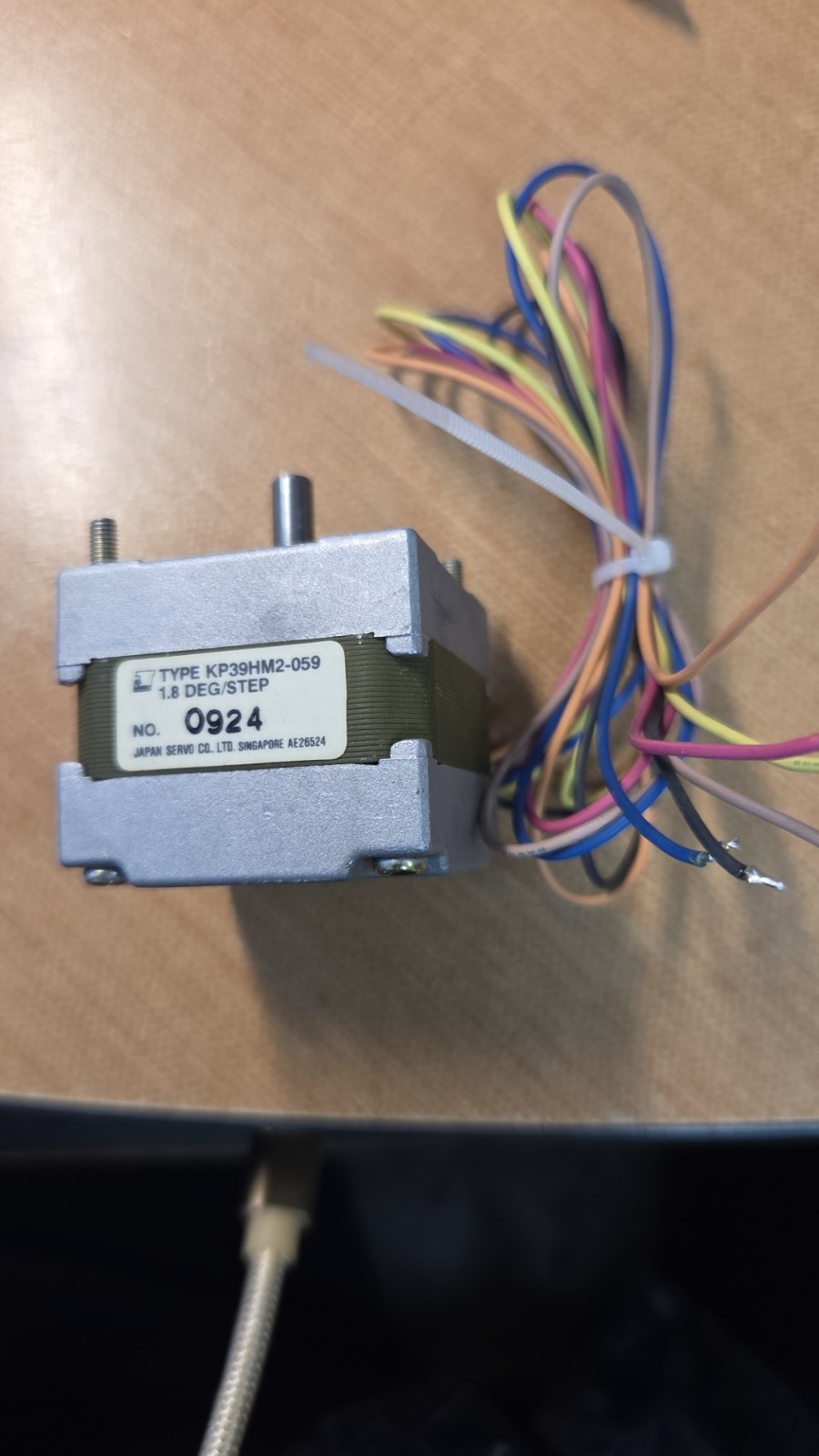 Japan Servo KP39HM2-059 Step Motor