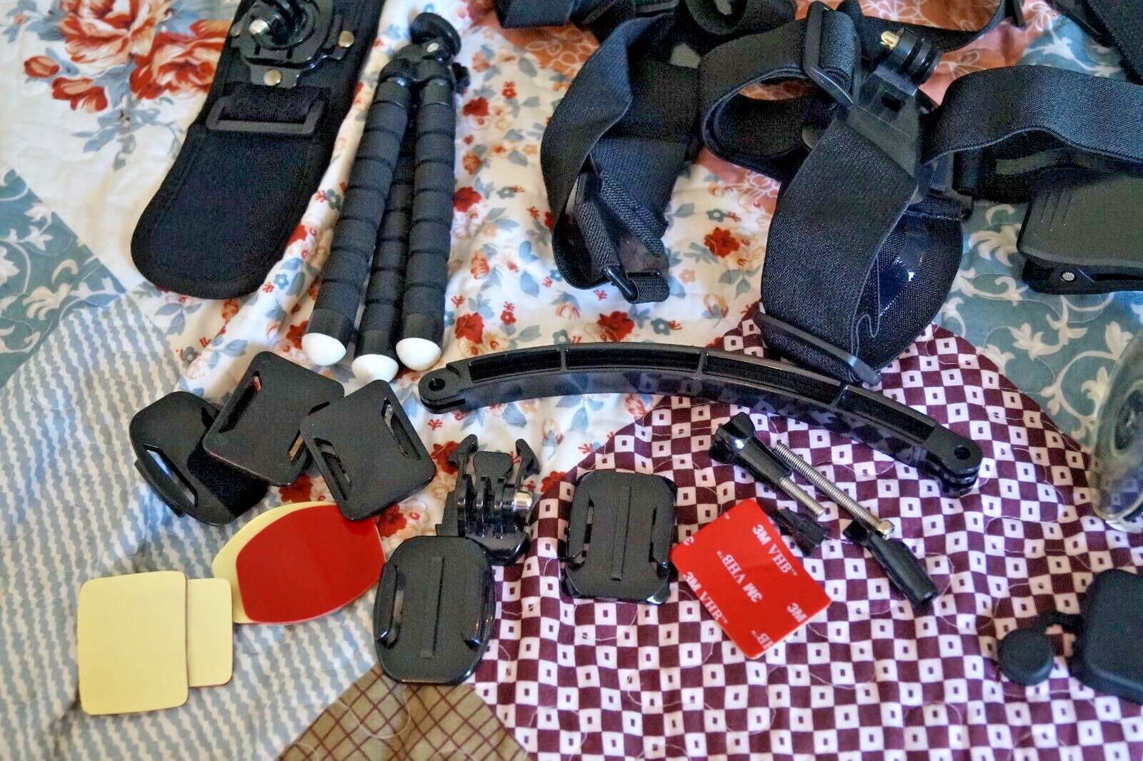 GO PRO & COMPATIBLE PORTABLE CAMERA ACCESSORIES 95 PC LOT + CASES