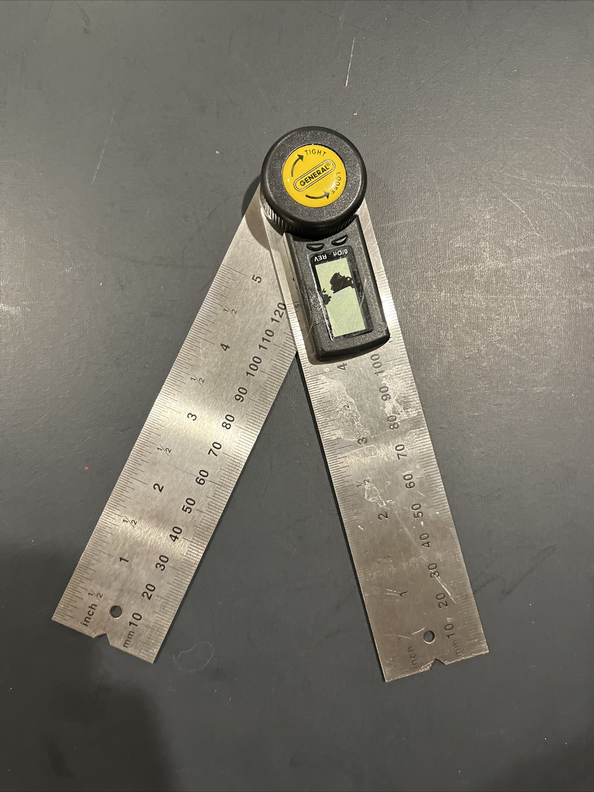 General Tools 822 Digital Angle Finder, 5" Size