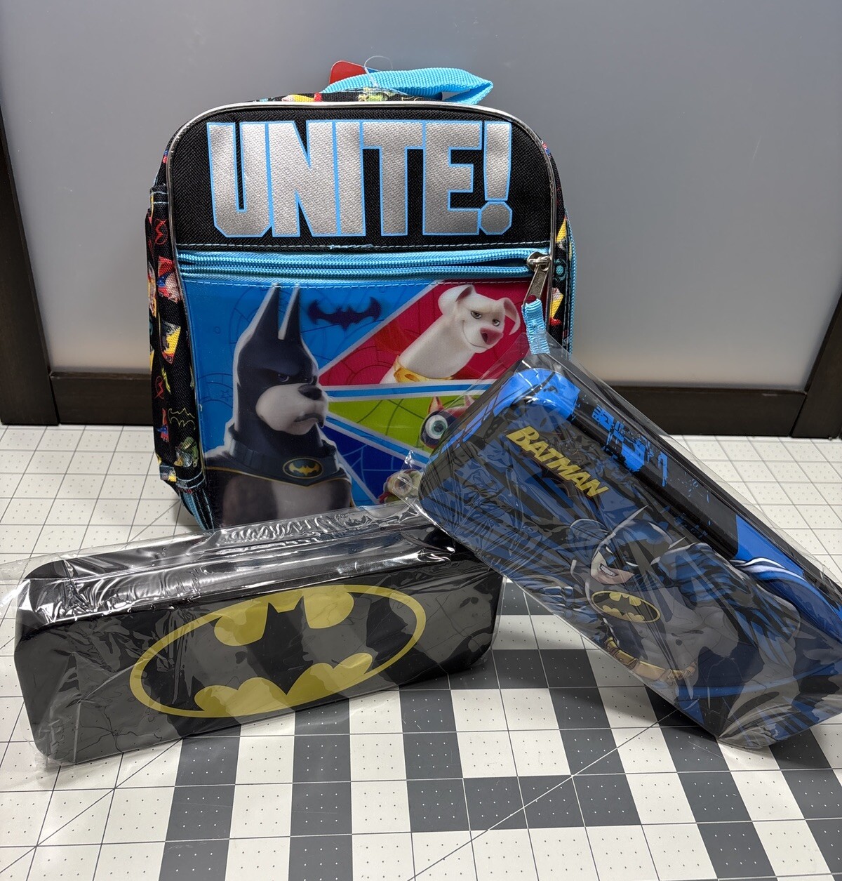DC Comic Lot Batman Tins & League of Super-Pets Lenticular Bag Krypto Ace PB NEW