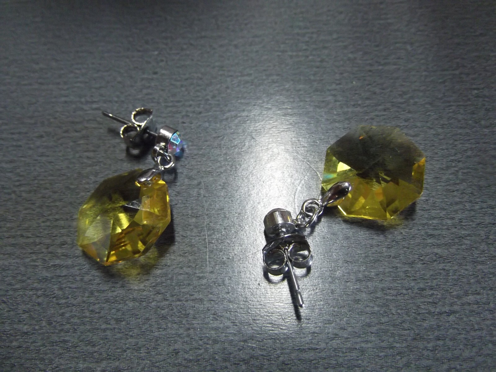 1 Pair Old 1"in Glass Orange Hexagon Dangle  Stud Earrings