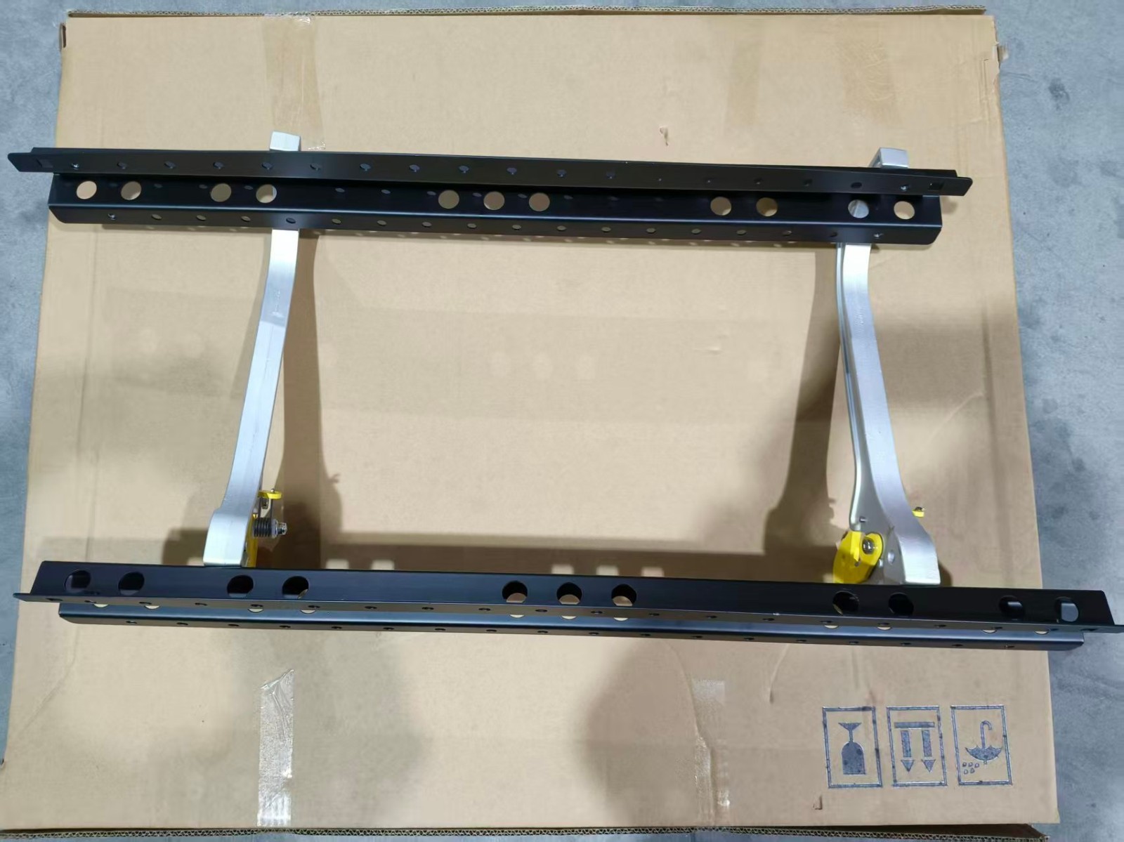 Fairing Panel Bracket SET Left Side For Freightliner Cascadia 2018-2024