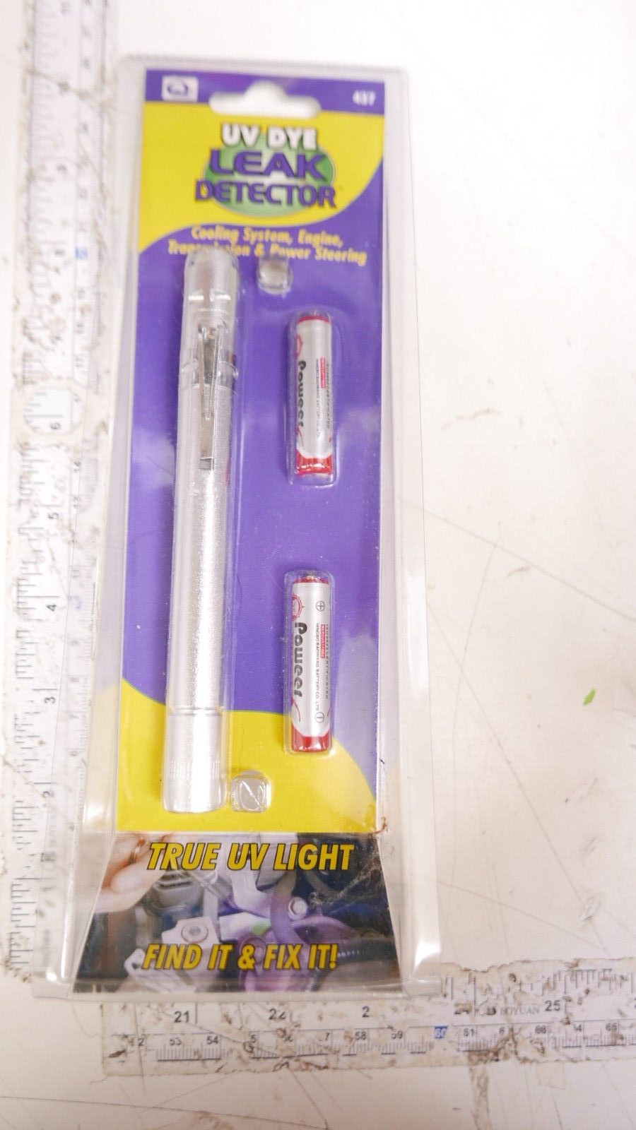 UV Dye Leak Detection UV light with batteries