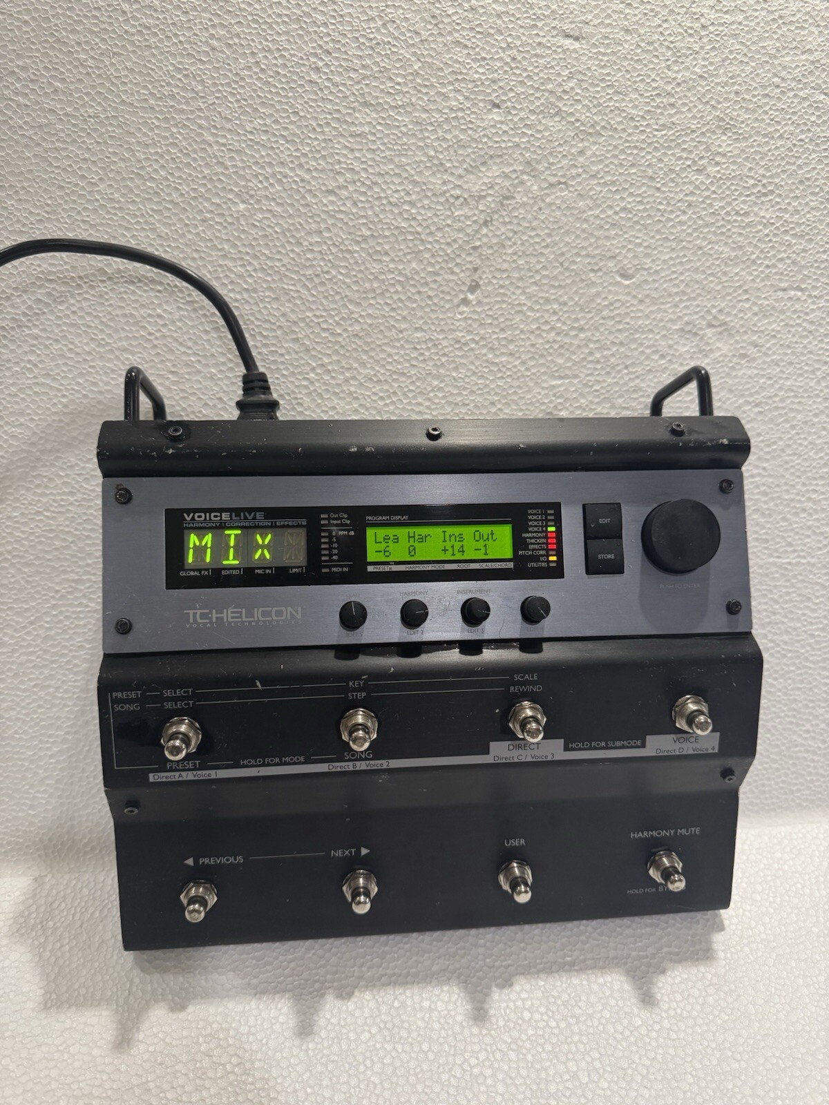 TC HELICON Voicelive Harmony Correction Effects Vocal Processor