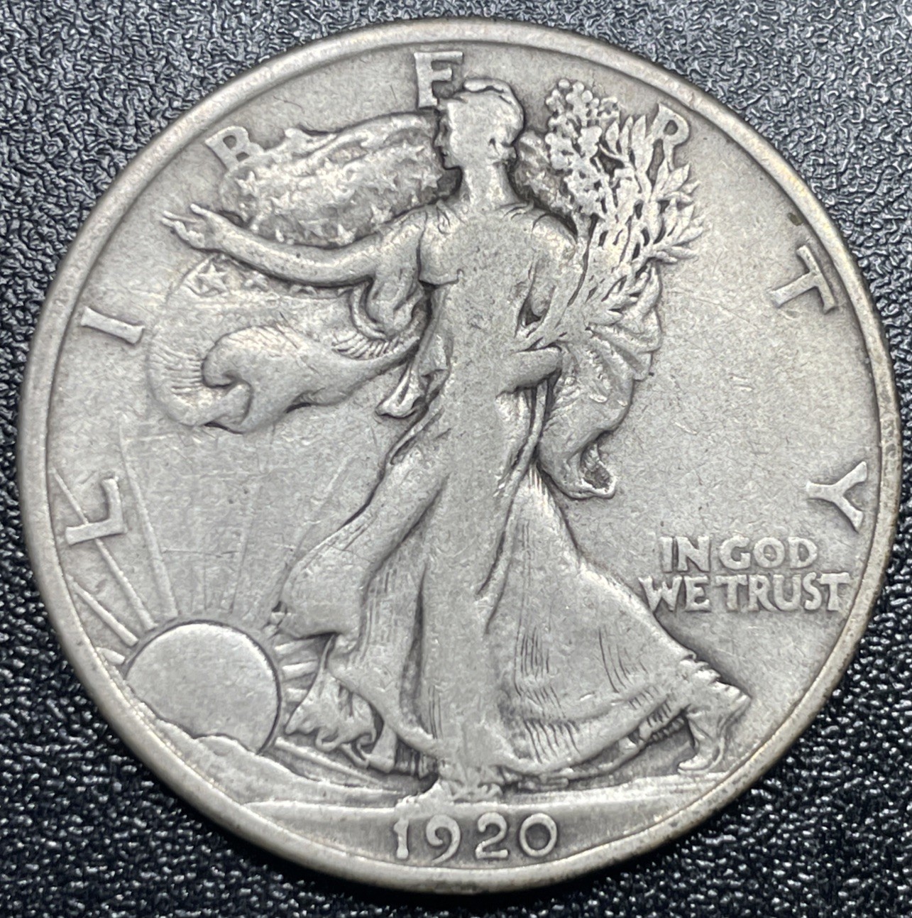 1920-P Walking Liberty Half Dollar 50c Very Fine VF+ Tough Early Date