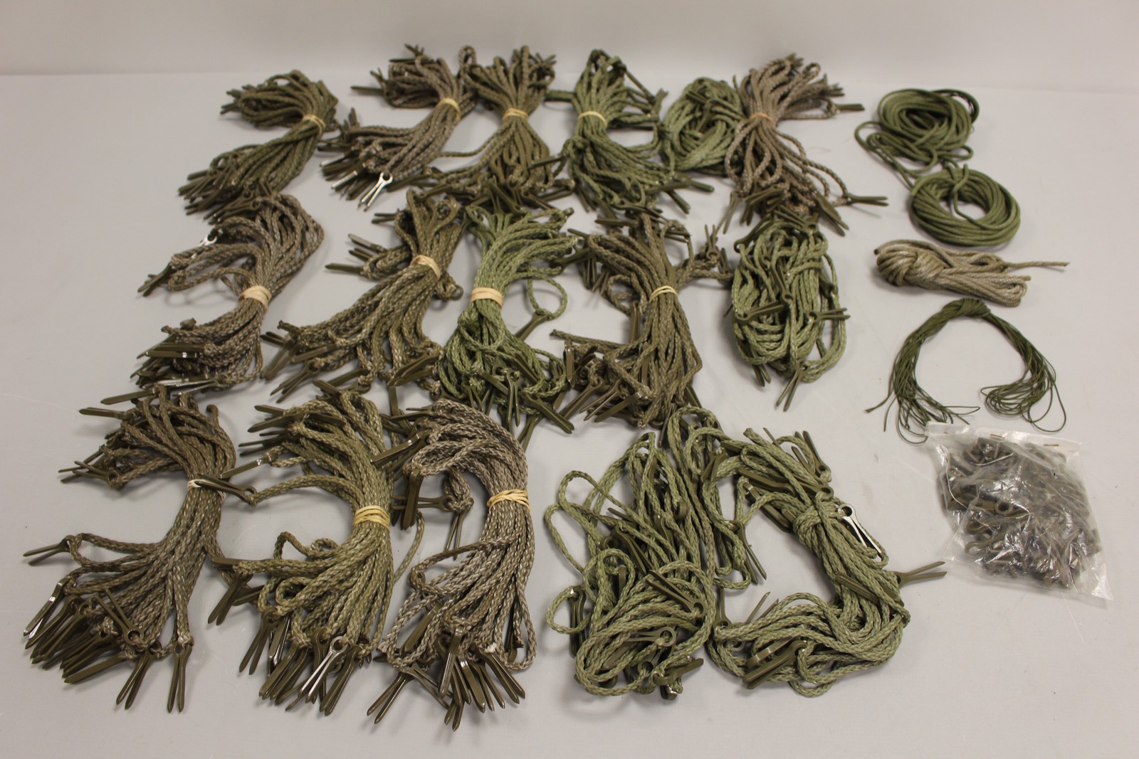 Radon Scattering Camouflage Screening System Lanyard Cord & String Lot