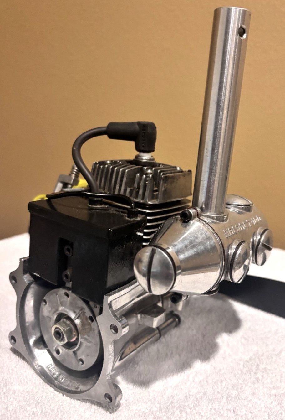 Maloney 100 RC Airplane Engine with 15" Prop