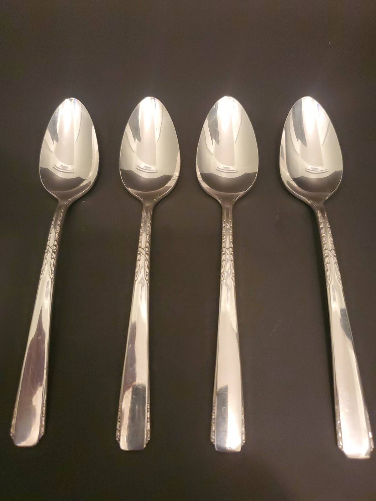 4  Oneida Ltd. 1881 Rogers  Brookwood  BANBURY Silverplate Teaspoons