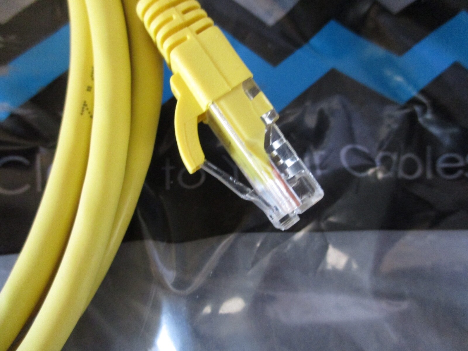 ETHERNET PATCH CABLE 6FT CAT 6 YELLOW UC097