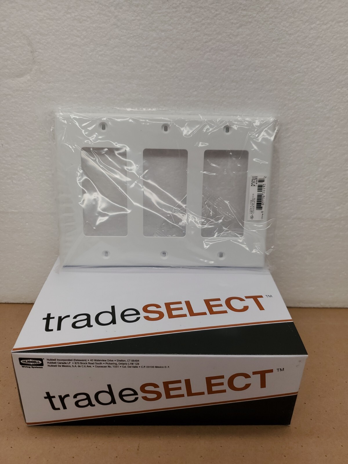 10 PACK HUBBELL  P263W 3-Gang Decorator Wall Plate - White