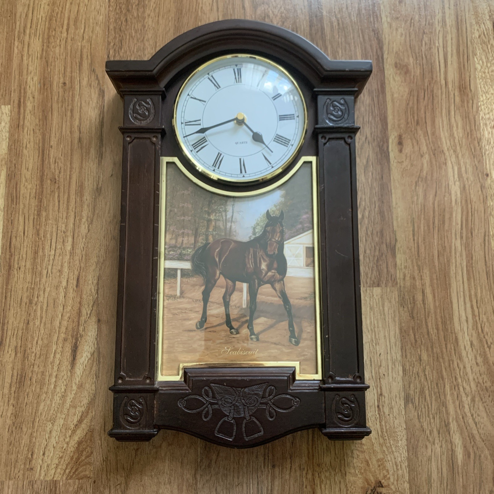 Danbury Mint Secretariat Quartz Wood Wall Clock Seabiscuit Horse Susie Morton