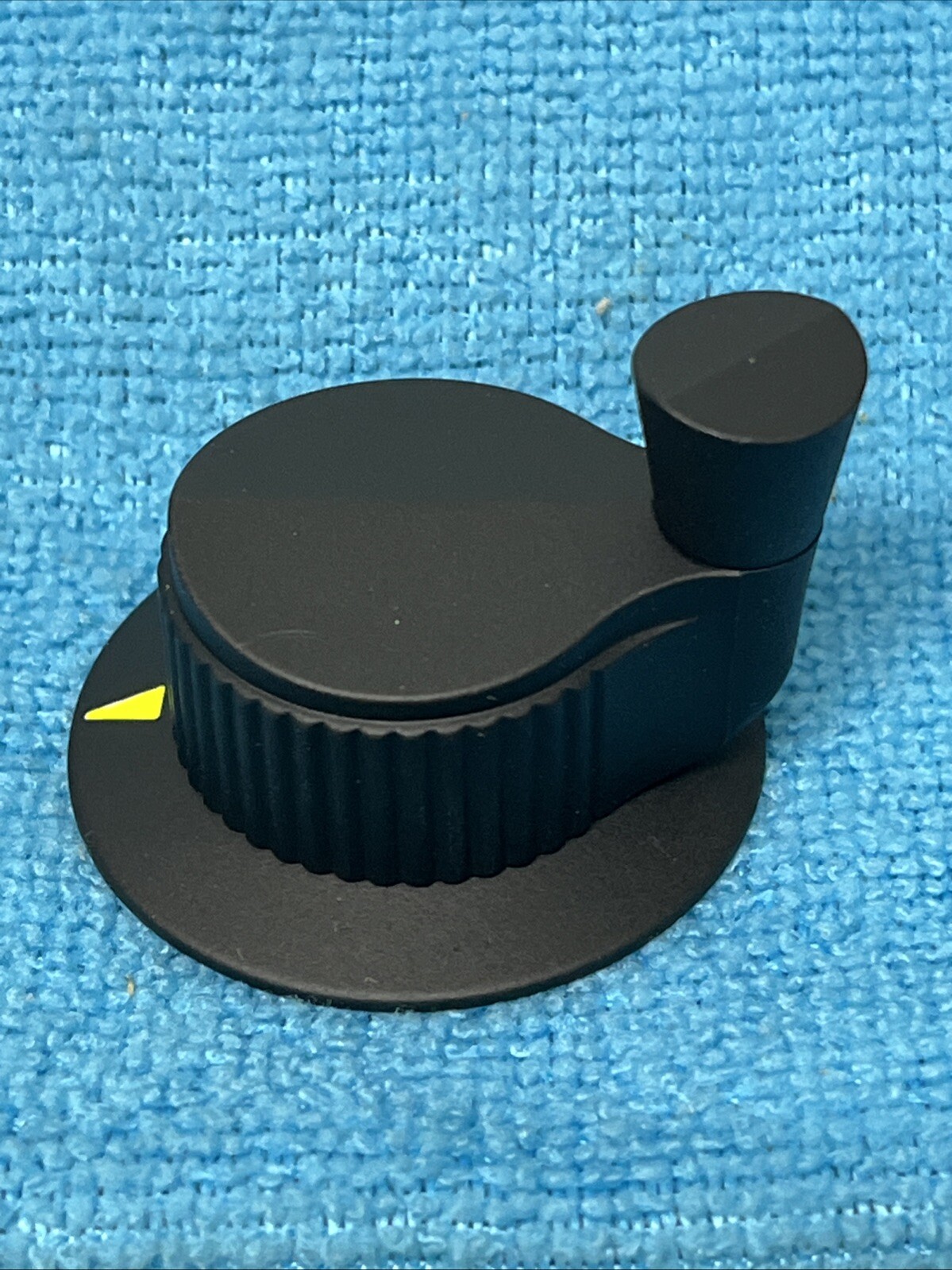 EHC ~ 9056614 ~ KNOB