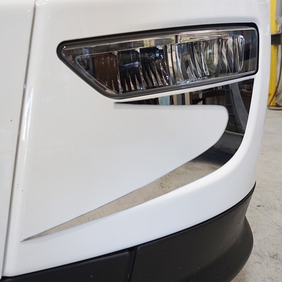 Stainless Steel Fog Light Trim By CSM- Pair For Peterbilt 579 Gen II