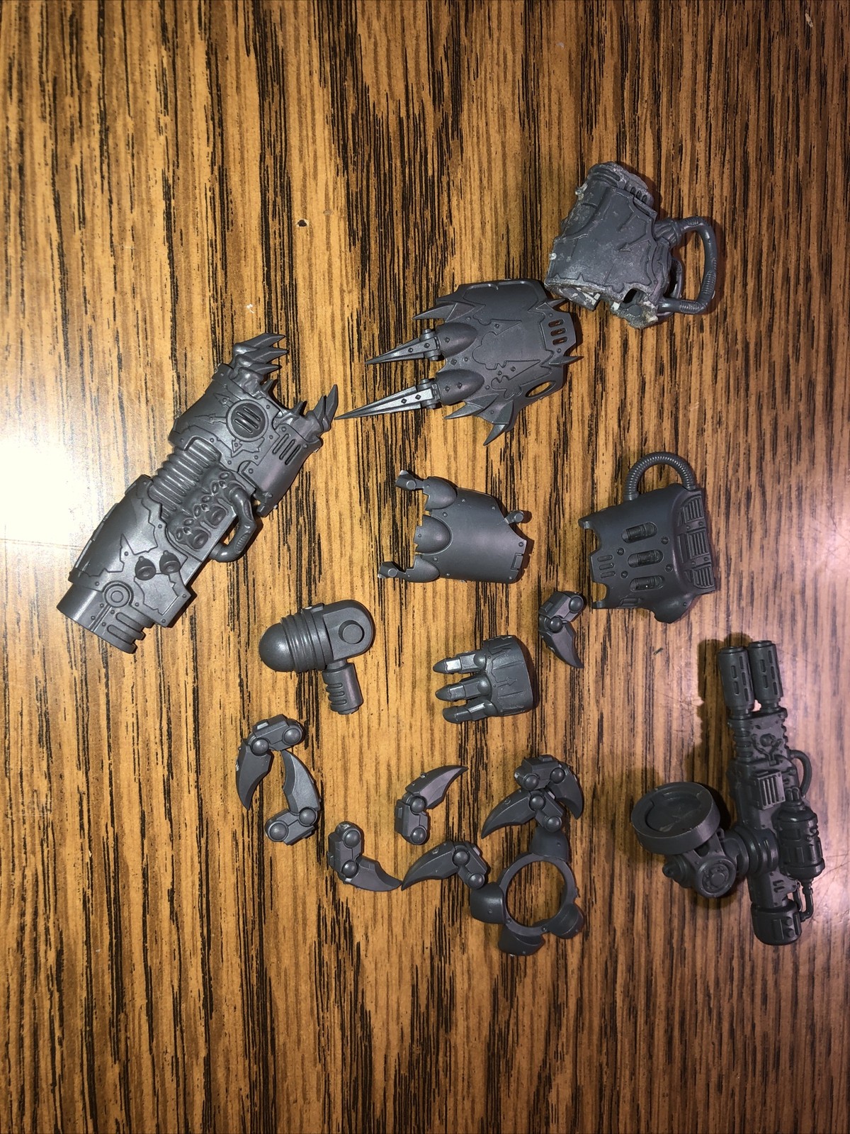 Warhammer Knight And Hellbrute Bits (b13)