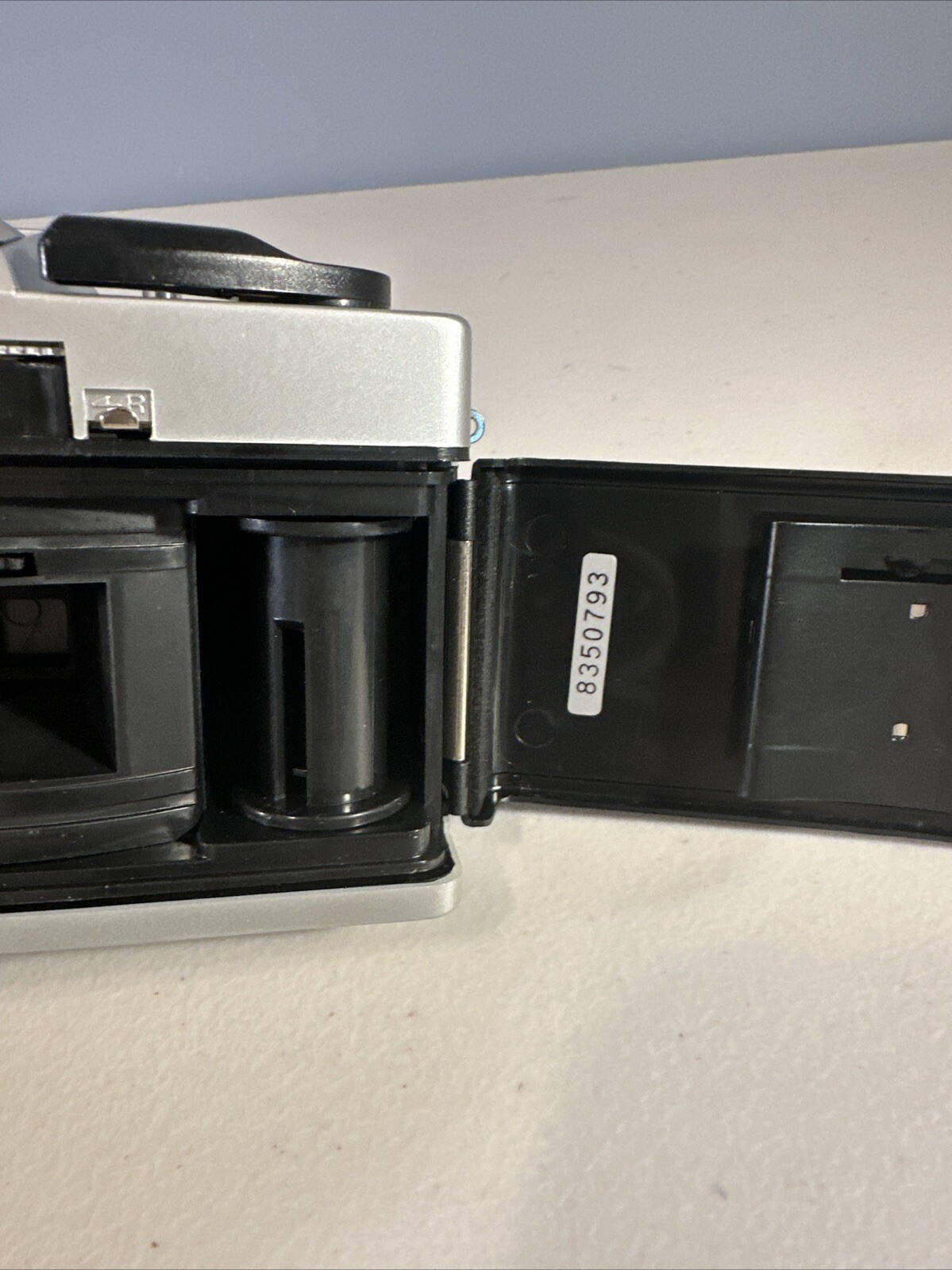 Nishiki Super II 35mm Camera w/Case & Strap Pre-Owned Great Condition
