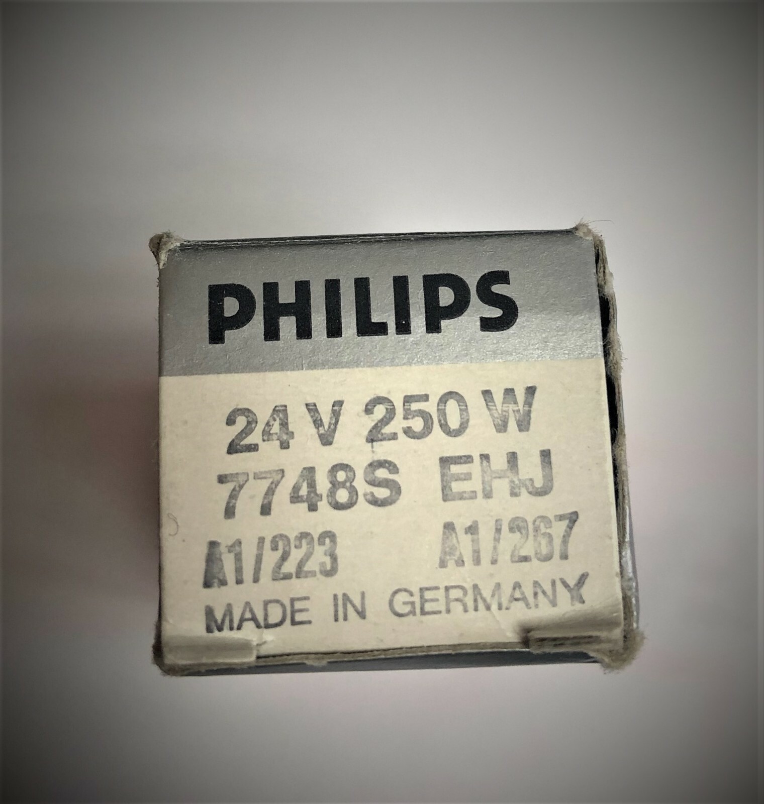 A1/223 Lamp