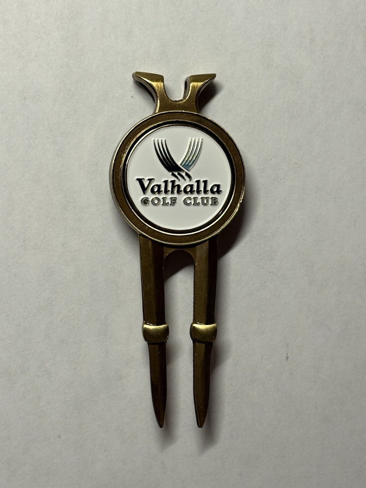 Valhalla Golf Club Divot Tool & 1" Coin Style Golf Marker - Louisville, Kentucky
