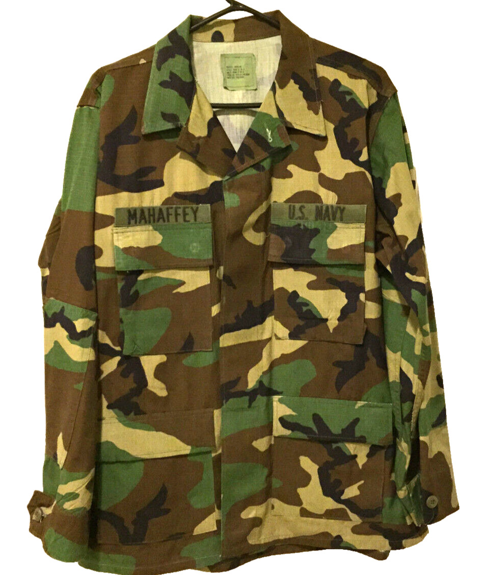Men's US Army Woodland Camo Coat Jacket Medium