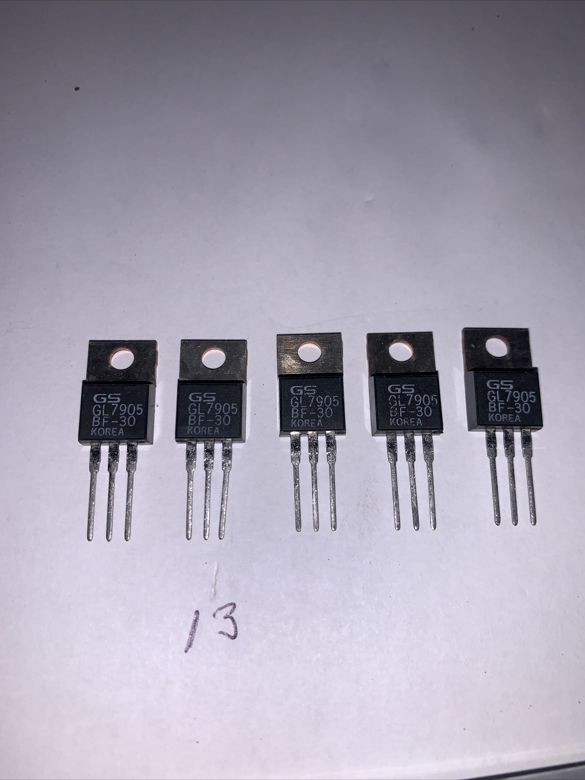 GS GL7905 - 5 Volt Regulator - 1 Amp New 5 Pack