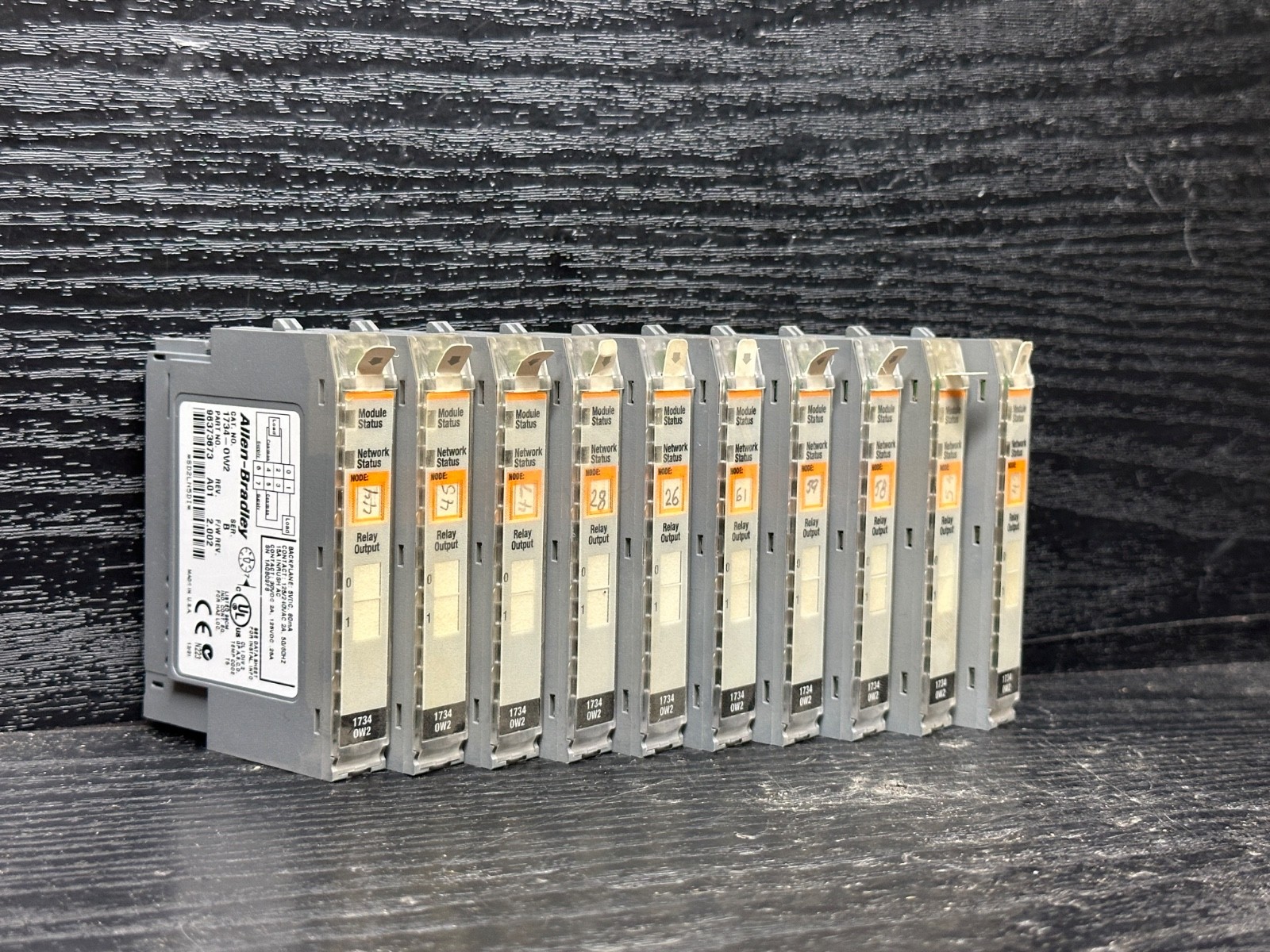 Allen Bradley 1734-OW2 1734-0W2 Ser B 96373673 Point I/O Output Module 2 Point