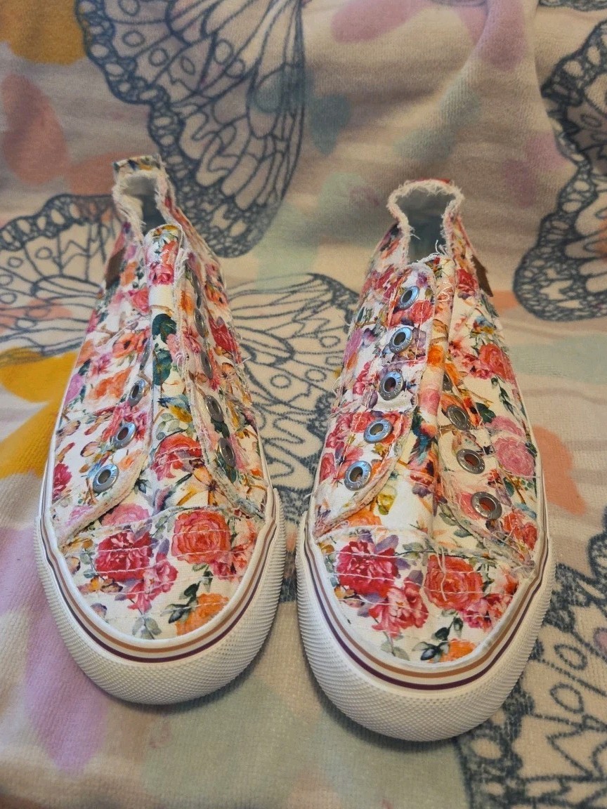 Women's BLOWFISH MALIBU PLAY Slip On Sneaker Floral Print Sz 9 New w/o Box
