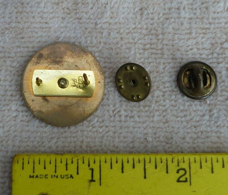 U.S. Round Brass-Tone Pin 1 inch diameter