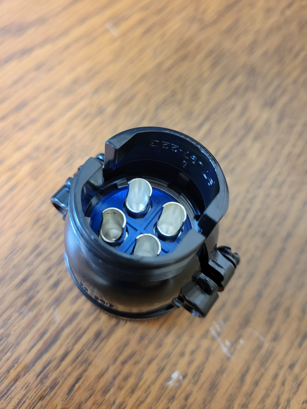 A6882 MS 3106B22-22S Cannon Connector