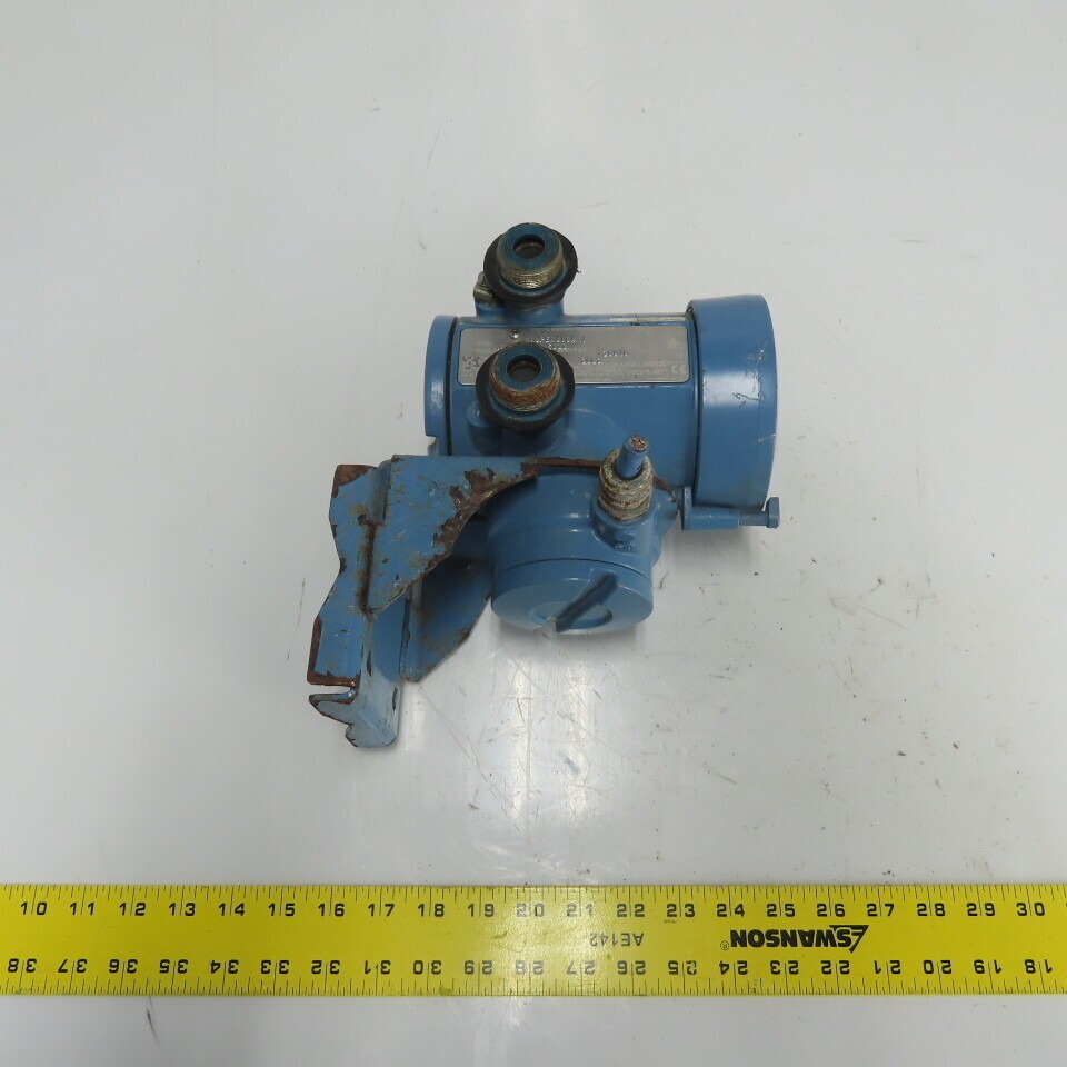 Micro Motion 1700R11DBAEZZZ Dispersion 1 Flow transmitter 18-100VDC 85-265VAC