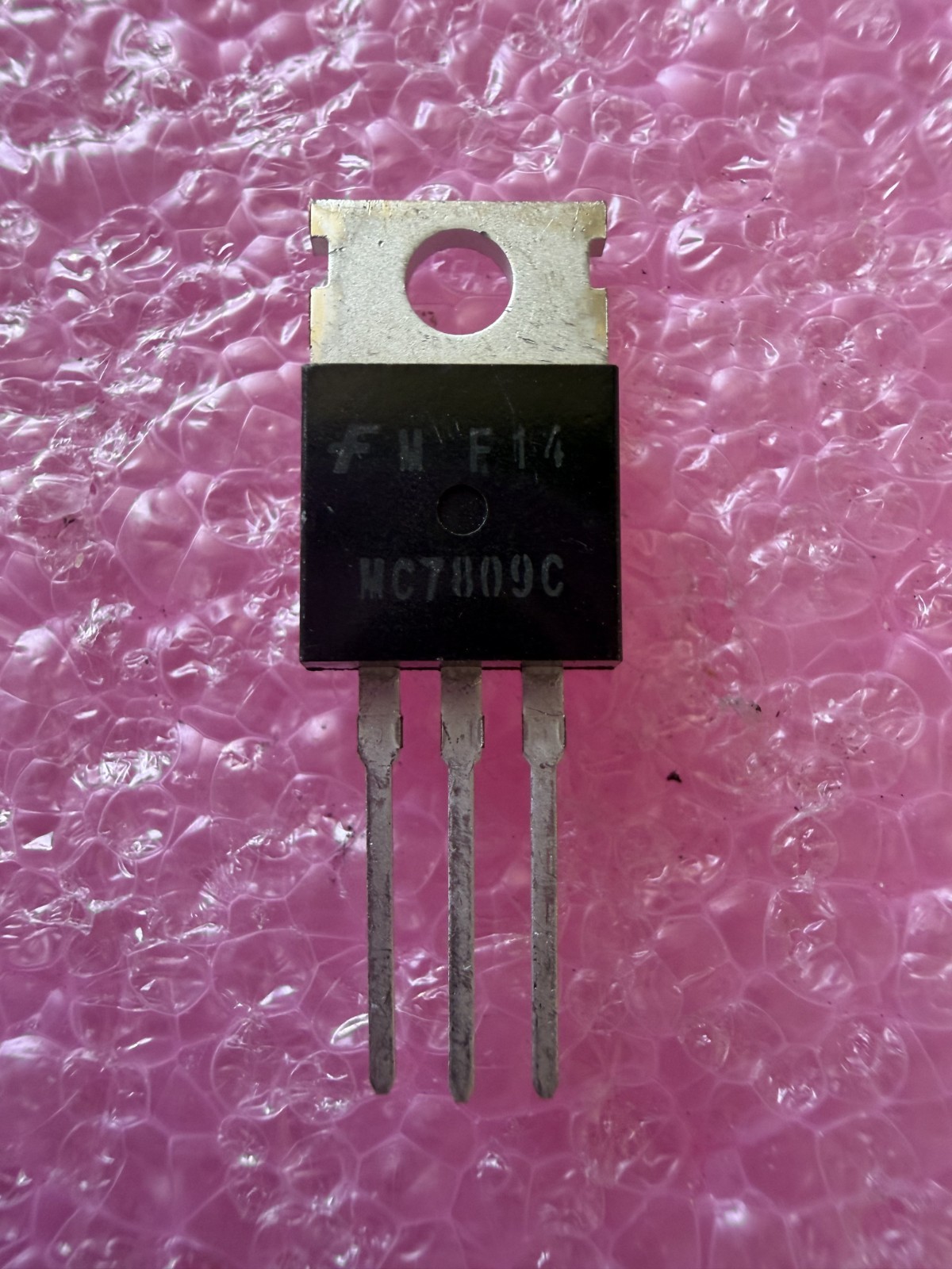 Fairchild  MC7809C Integrated Circuit