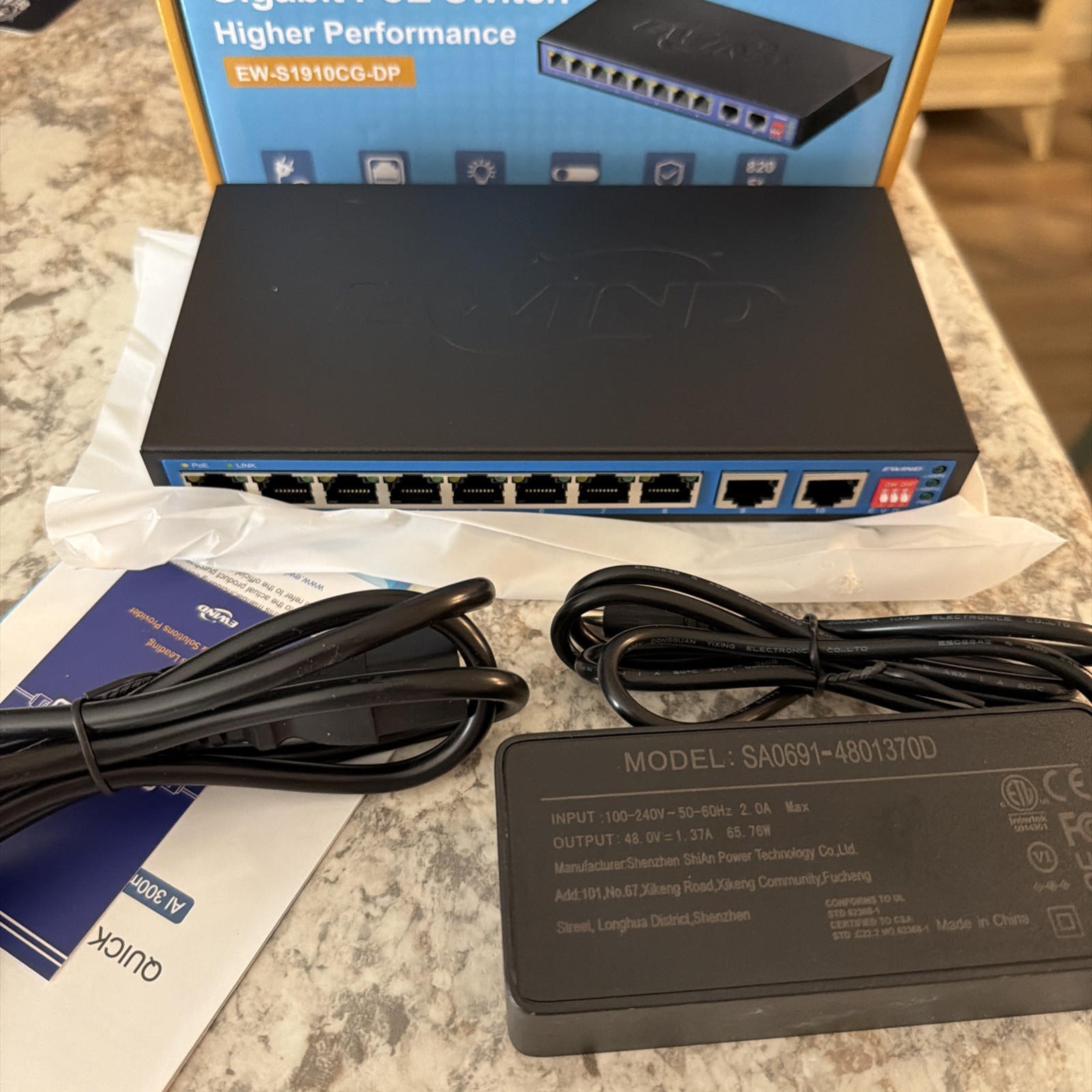 10 Port Gigabit PoE Switch 8 Port PoE+ 2 Uplink 10/100/1000Mbps 65w