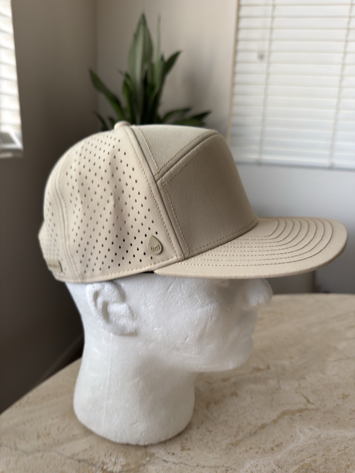 Melin Trenches Icon Hydro Hat SZ Small 56 CM Khaki 🔥