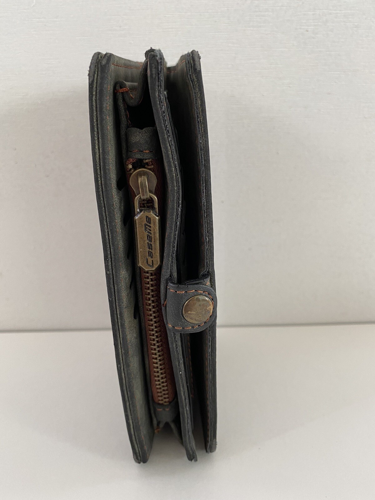 Case Me Wallet/Holder Gray Suede No Phone Case