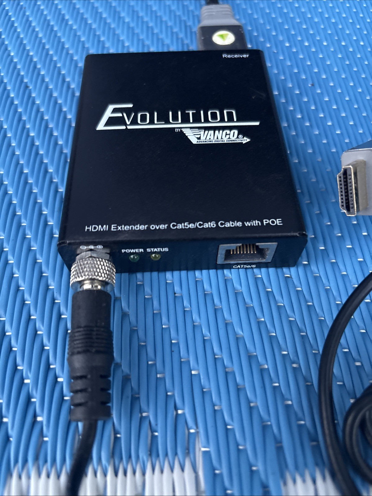 Vanco Evolution EVEX2006 Ultra Slim HDMI Single Cat5e/6 Extender with PoE W Cabl