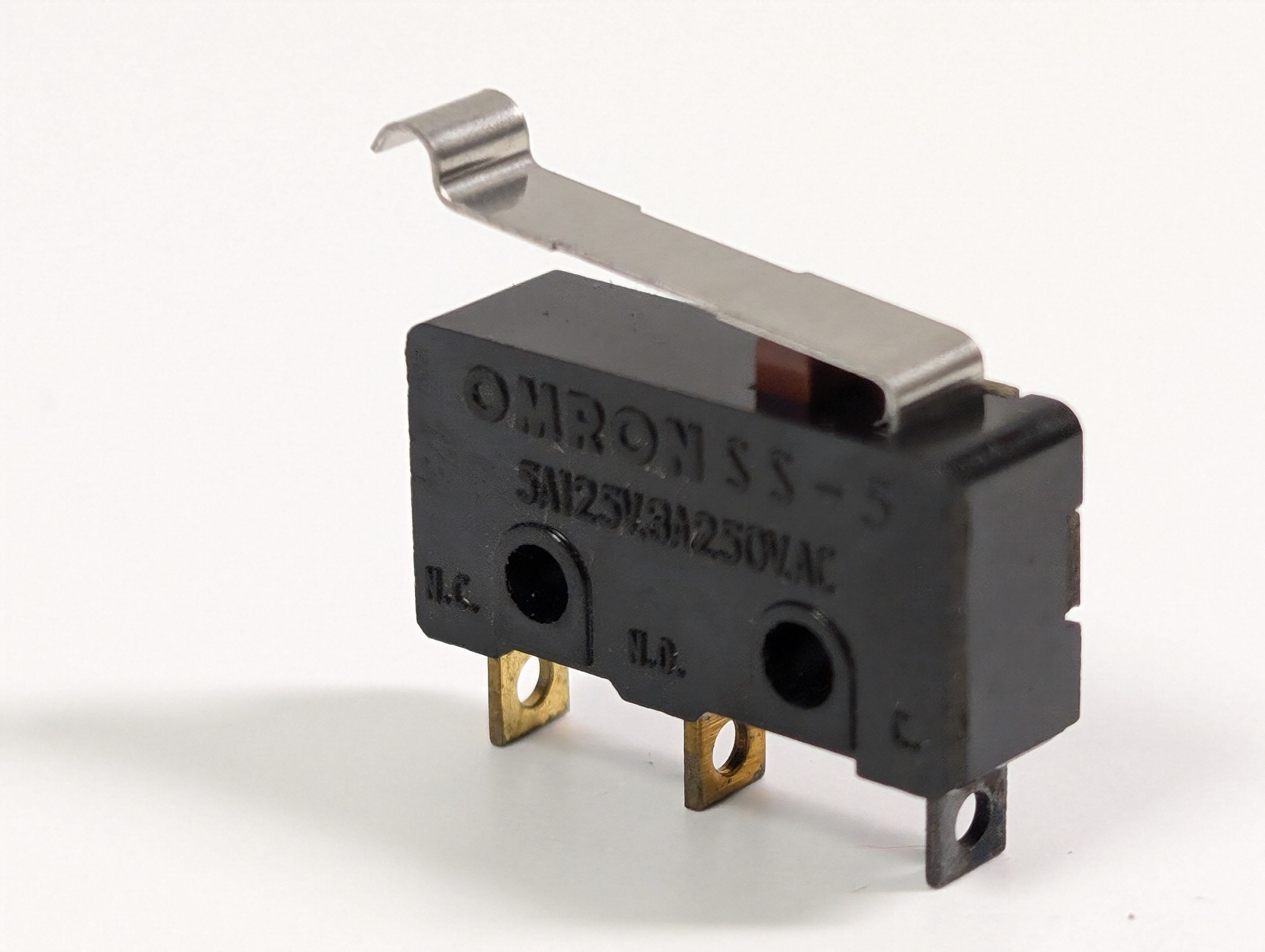 OMRON NORMALLY OPEN & NORMALLY CLOSED MICRO SWITCH (2 PACK)