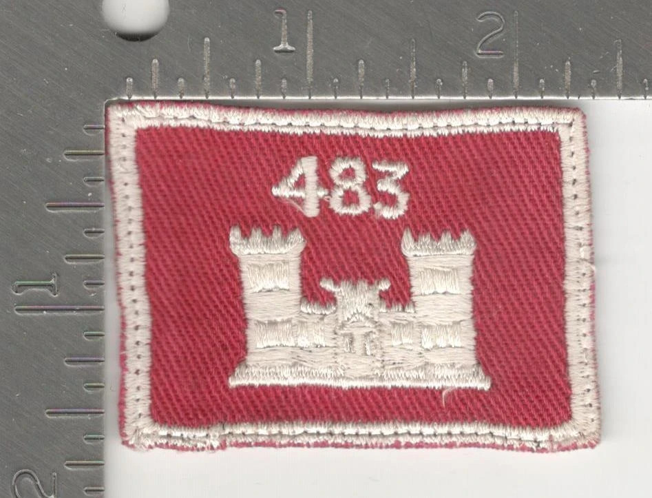 Cut Edge No Glow US Army Engineer 483rd Battalion Patch Inv# K2656