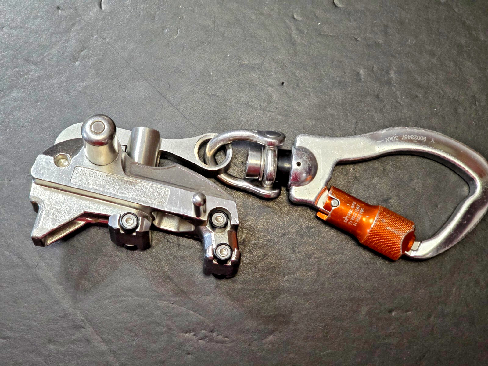 Honeywell Miller Soll GlideLoc Universal II Fall Arrester -Silver/Orange  25805