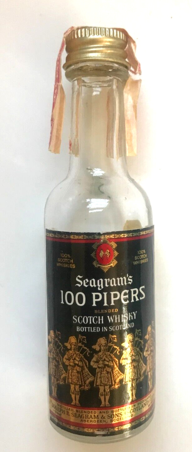 SEAGRAMS 100 PIPERS WHISKY BOTTLE EMPTY to COMPLY w EBAY RULES & USPS RULES