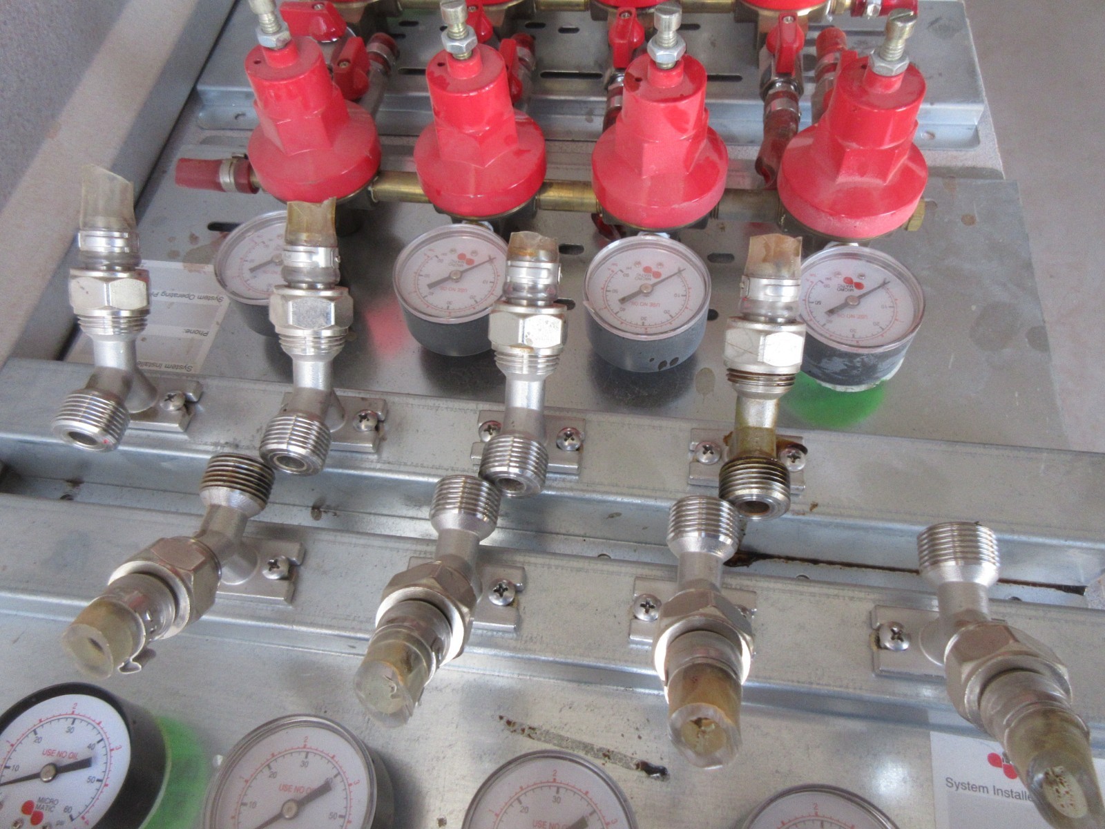11 - Used Micro Matic 4 Regulator, 4 Gauges, & 4 hose connection Assy for Beer!