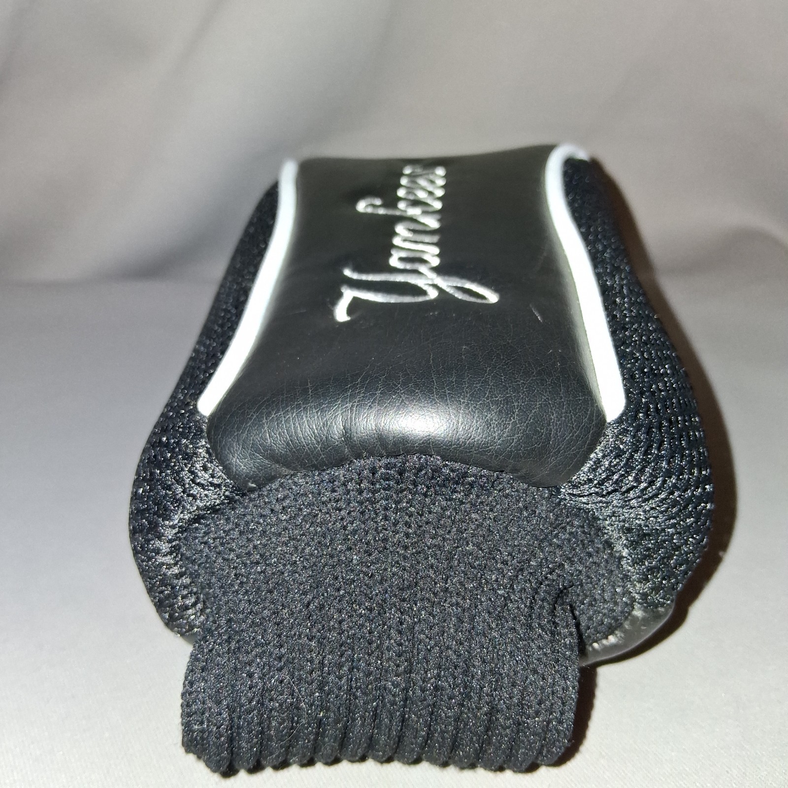New York Yankees Fairway Wood Head Cover Golf Club Accessory
