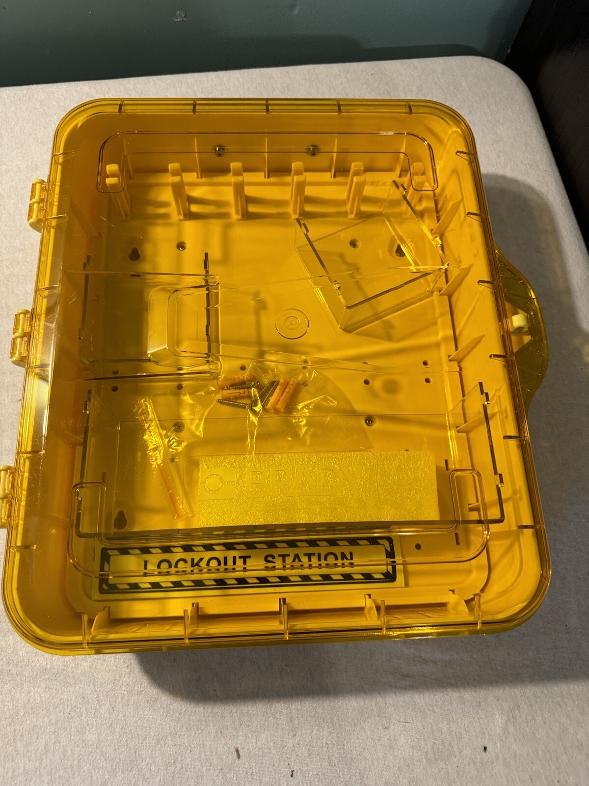 Brady Lockout Tagout Case- 12 Lock Lockout Station Cabinet
