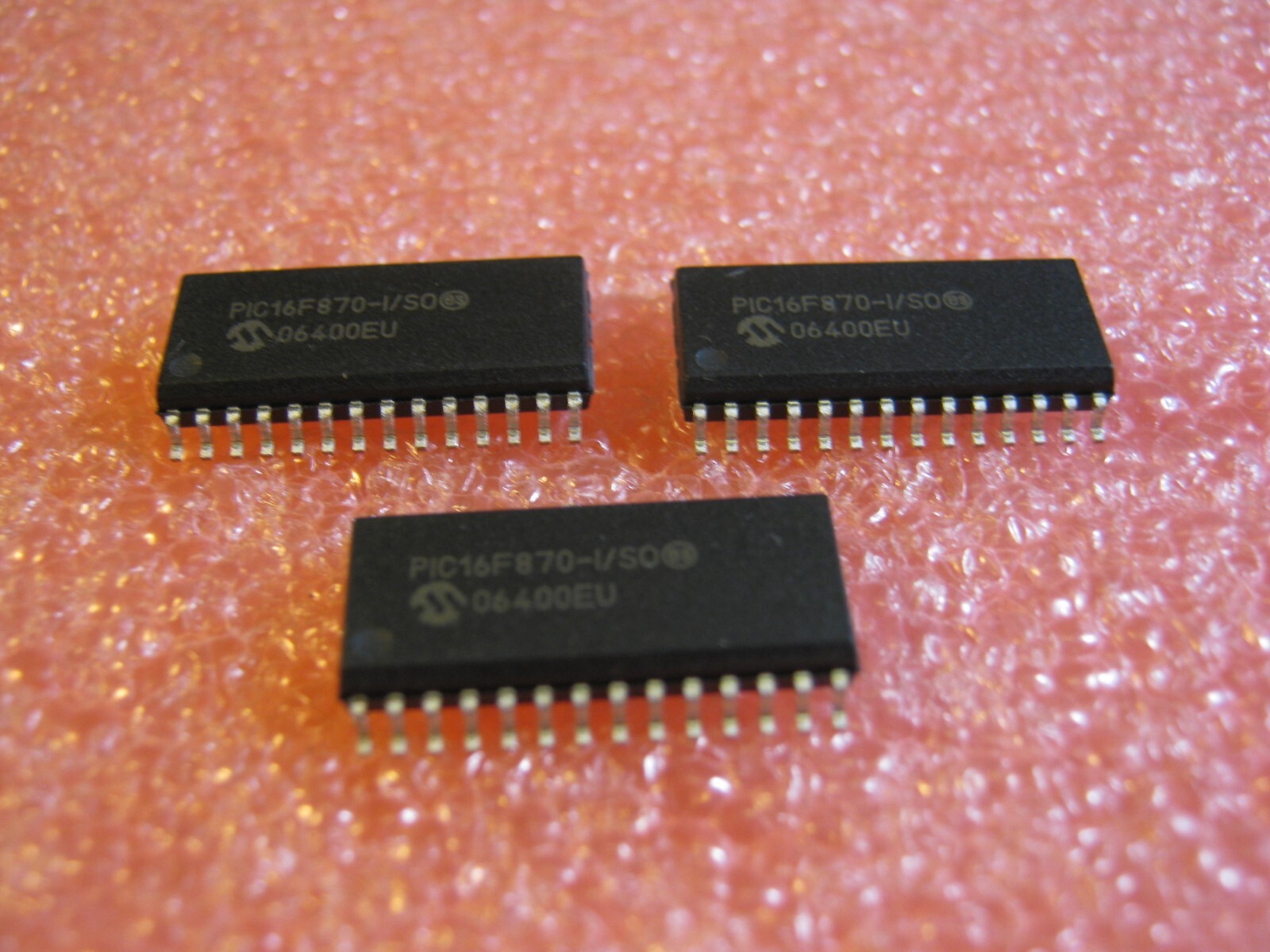 PIC16F870-I/SO Lot of 3 NOS from Microchip